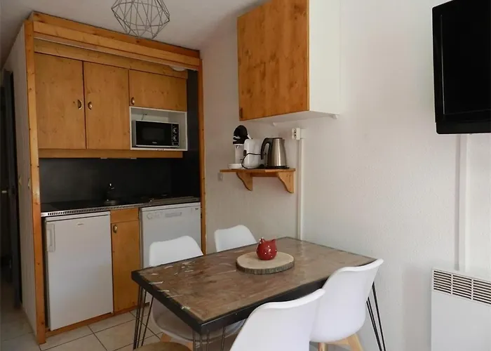 Renove - 4 Pers, Cheminee, Skis Aux Pieds, Proche Commerces/restaurants - Fr-1-637-54 Appartement